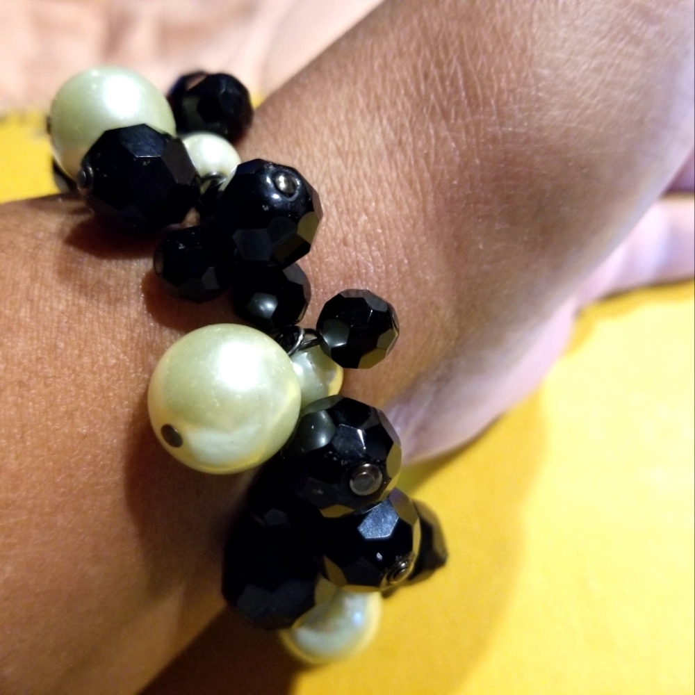 Black & White Pearl Character Bracelet #2